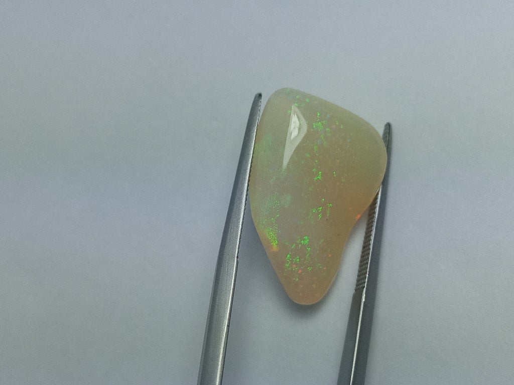 8.80ct Noble Opal Cabochon 23x14mm
