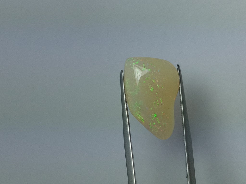 8.80ct Noble Opal Cabochon 22x14mm