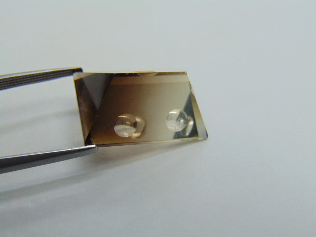 12.30ct Green Gold Bicolor 17x13mm
