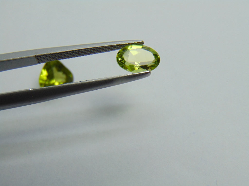 2.10ct Peridot 7mm 7x5mm