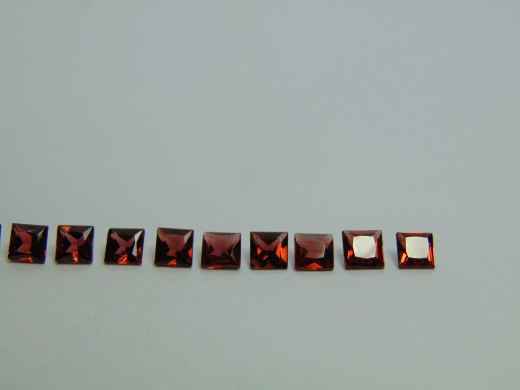 6.70ct Garnet 5mm