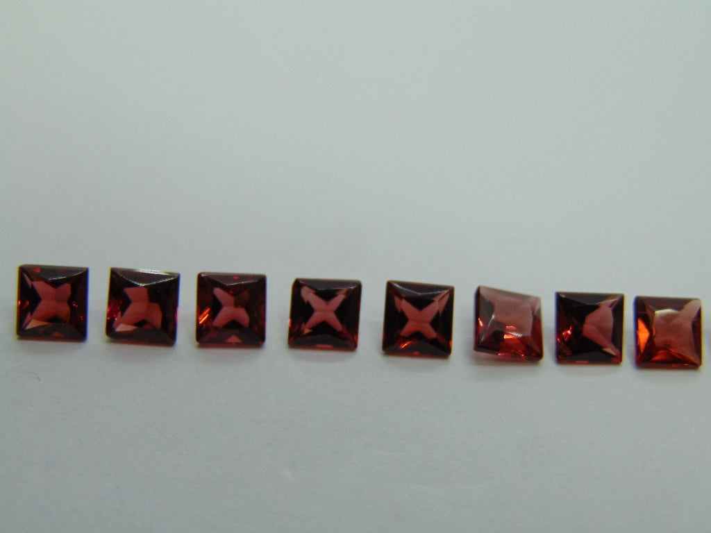 6.70ct Garnet 5mm