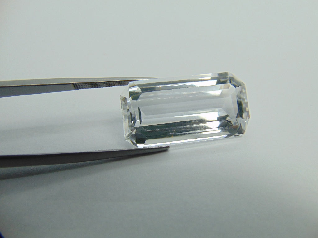 31.60ct Topaz 27x14mm
