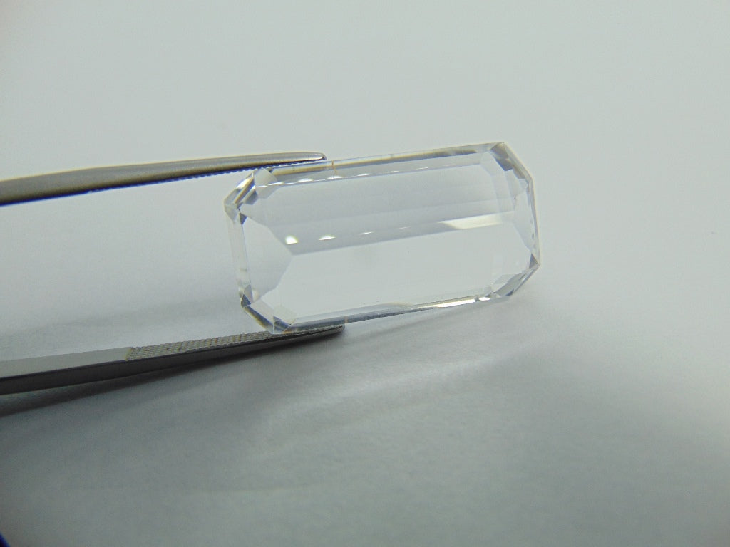 31.60ct Topaz 27x14mm