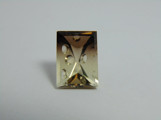 13.40cts Quartz Green Gold (Bicolor)