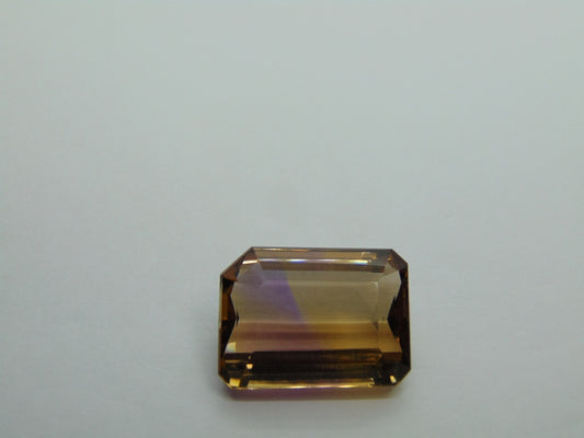 27.30ct Citrine Bicolor 21x16mm