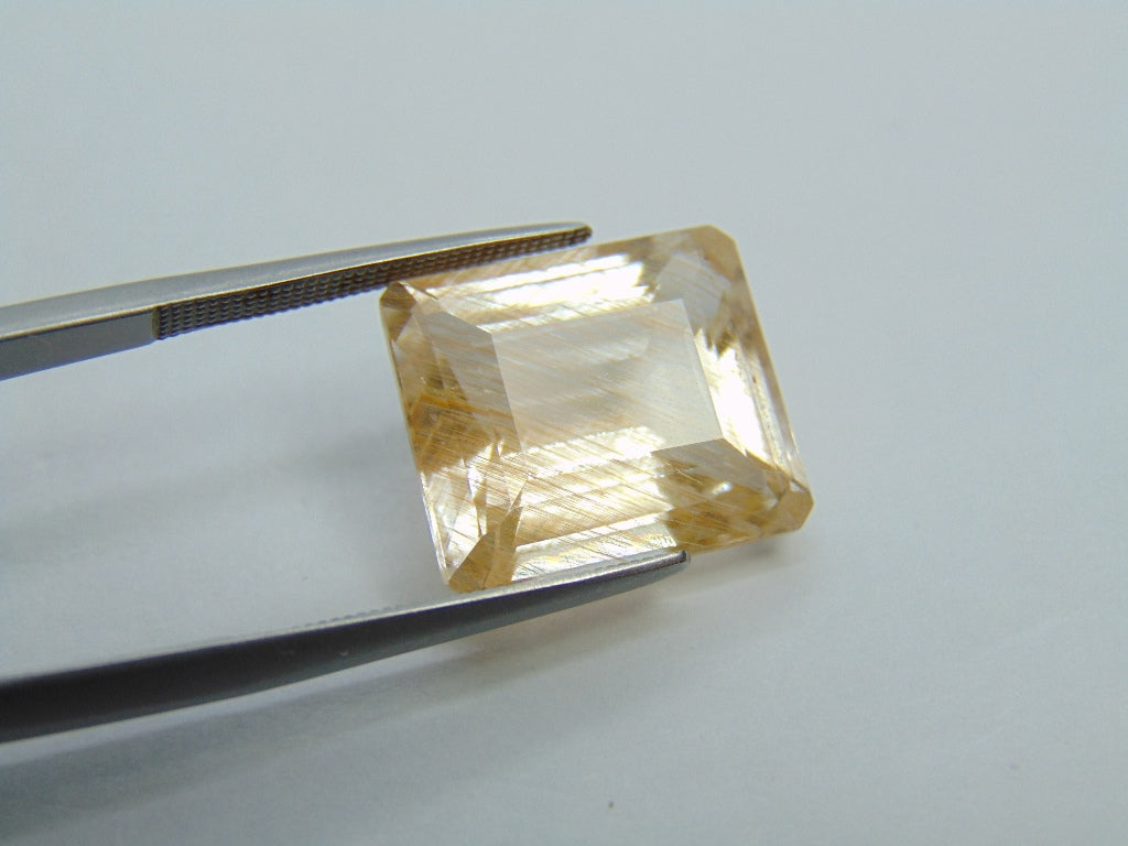 16.70ct Topaz With Inclusion 15x13mm