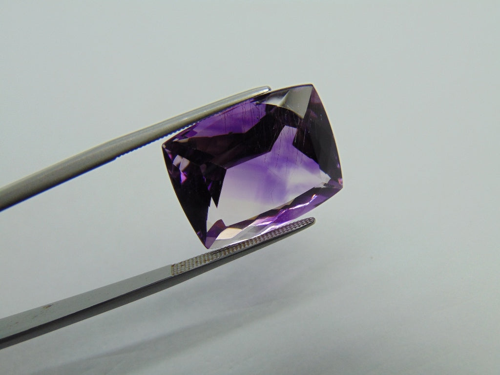 22.60cts Amethyst (Bicolor)