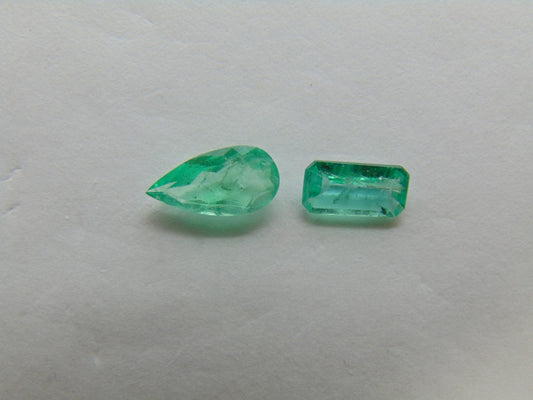 1.43ct Emerald 10x5mm 8x4mm