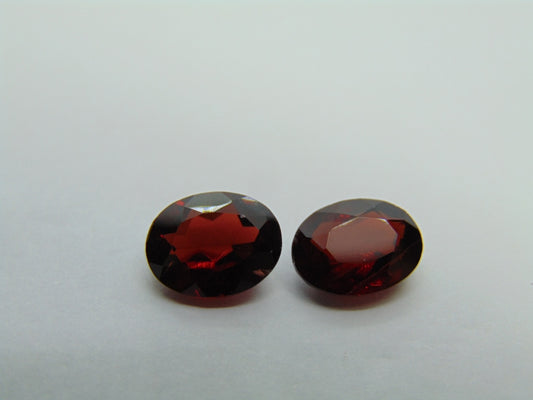 4.35ct Garnet Pair 9x7mm