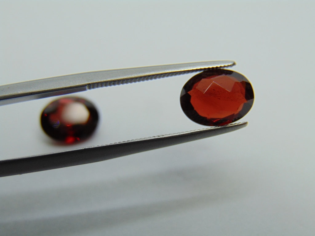 4.35ct Garnet Pair 9x7mm