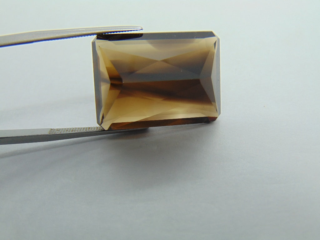 34.60cts Quartz (Smoky)