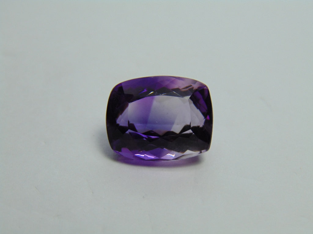 16.25ct Amethyst Bicolor 17x14mm