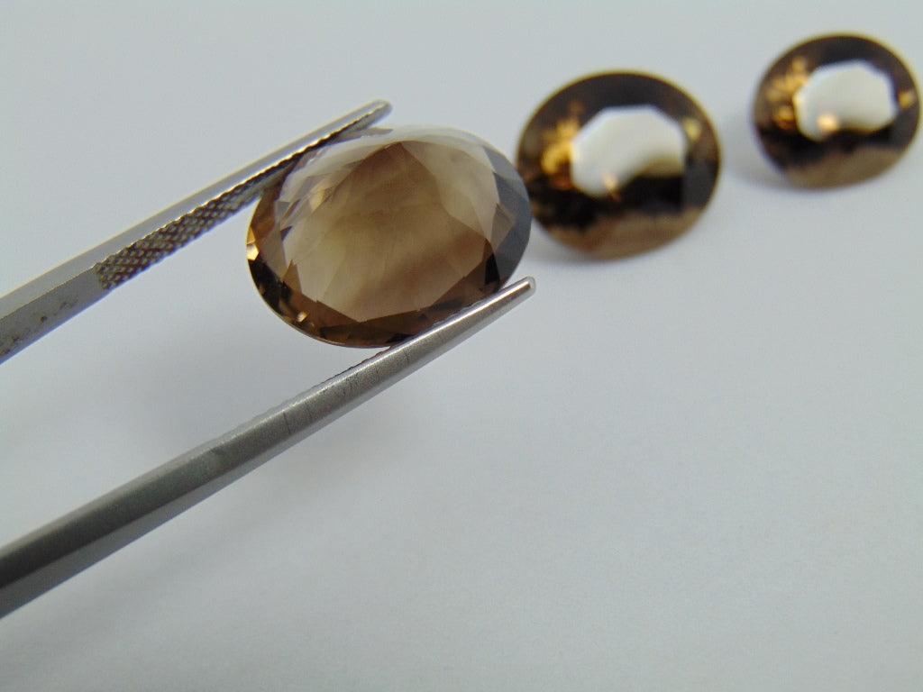 23.60cts Quartz (Smoky)