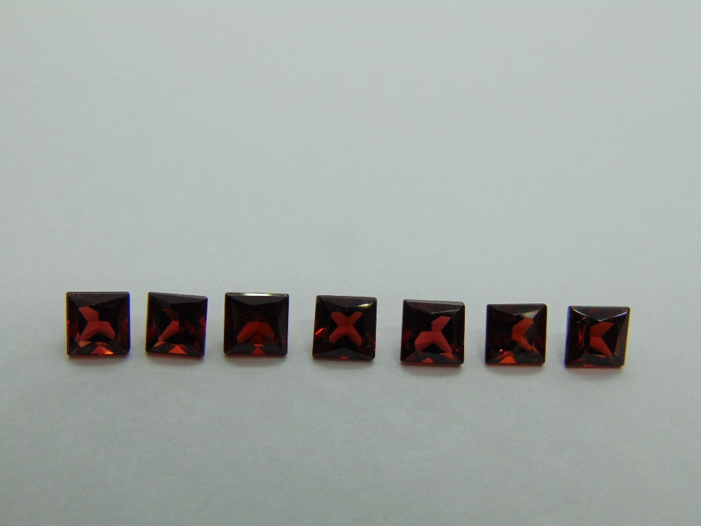 5.59ct Garnet Calibrated 5mm