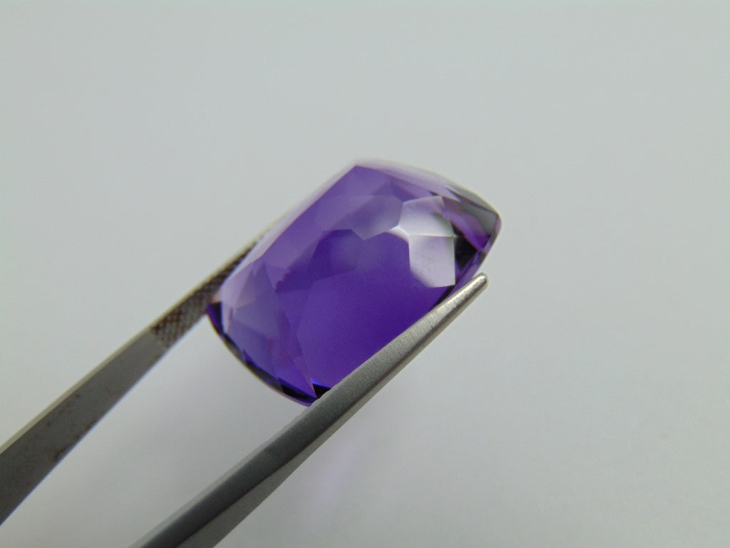 28.80ct Amethyst 22x19mm