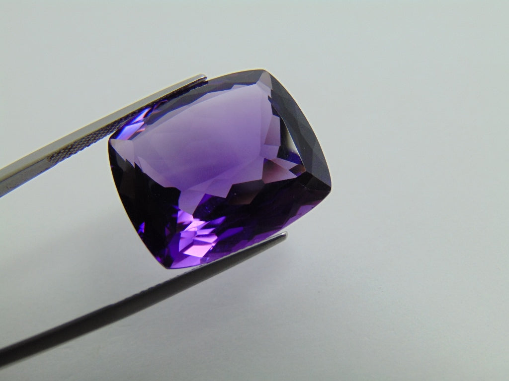 28.80ct Amethyst 22x19mm