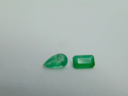 1.39ct Emerald 8x6mm 7x4mm