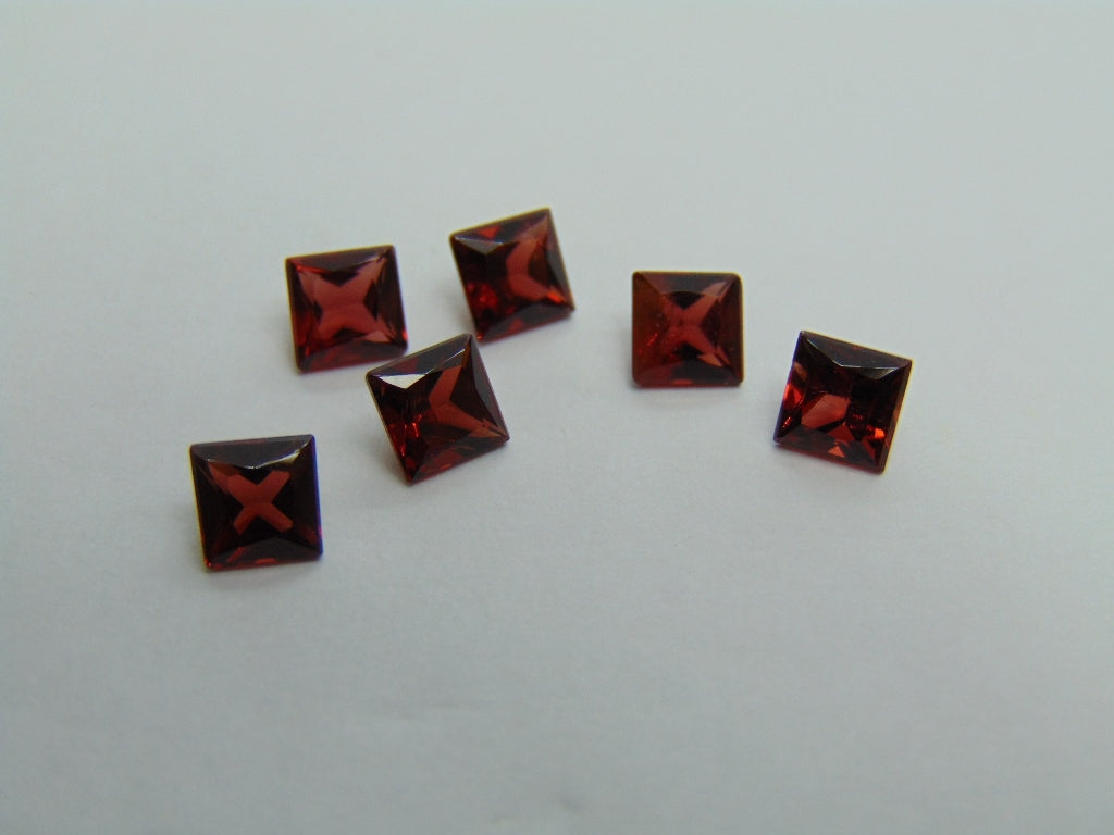 4.42ct Garnet Calibrated 5mm