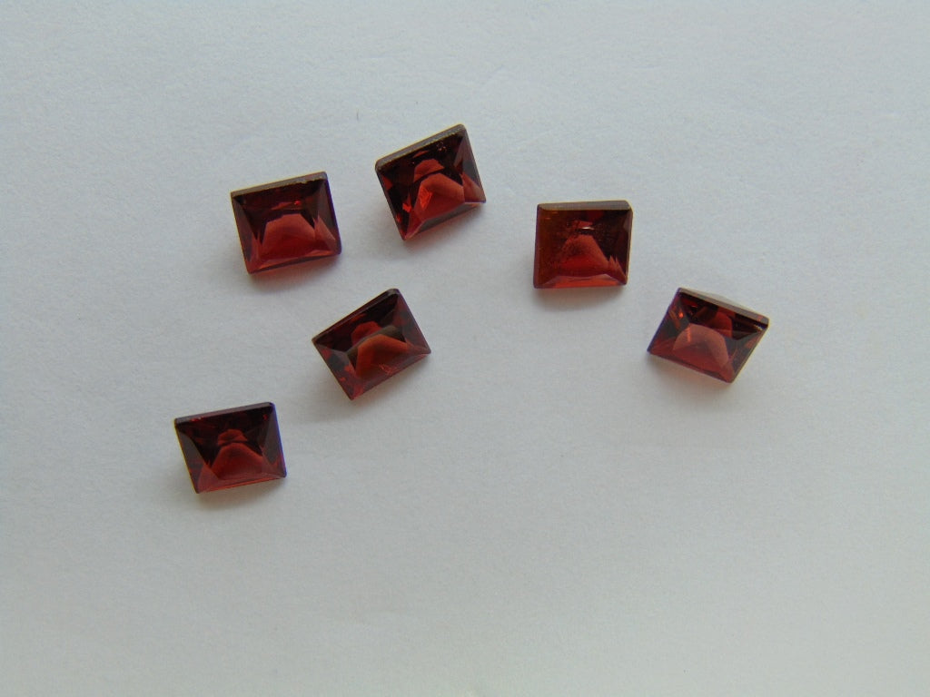 4.42ct Garnet Calibrated 5mm