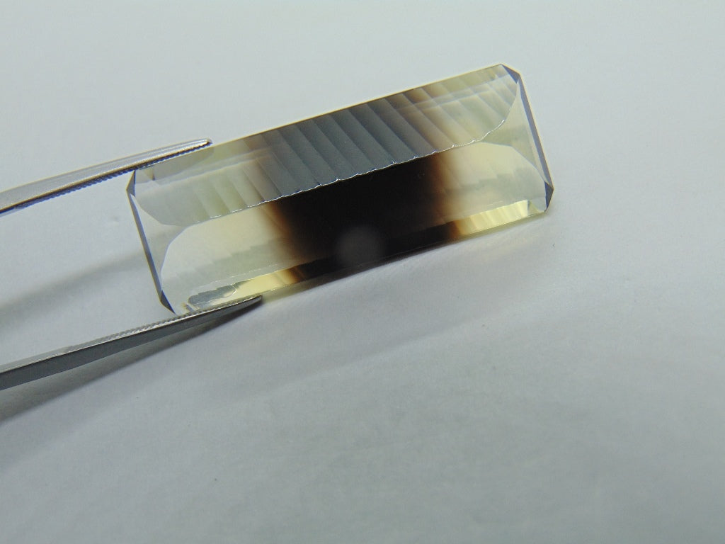 36.80ct Green Gold Bicolor 38x14mm