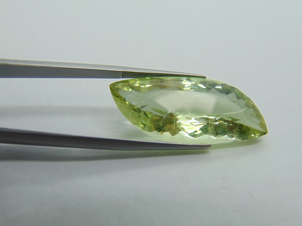 28.90ct Beryl Natural Green Color 34x15mm