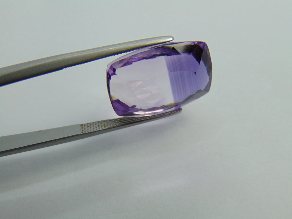 16.65cts Amethyst (Bicolor)