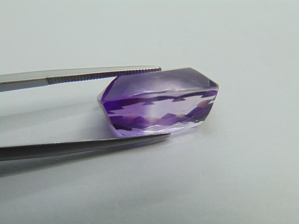 16.65cts Amethyst (Bicolor)