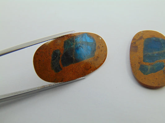 35ct Jasper with Apatite Pair 32x17mm