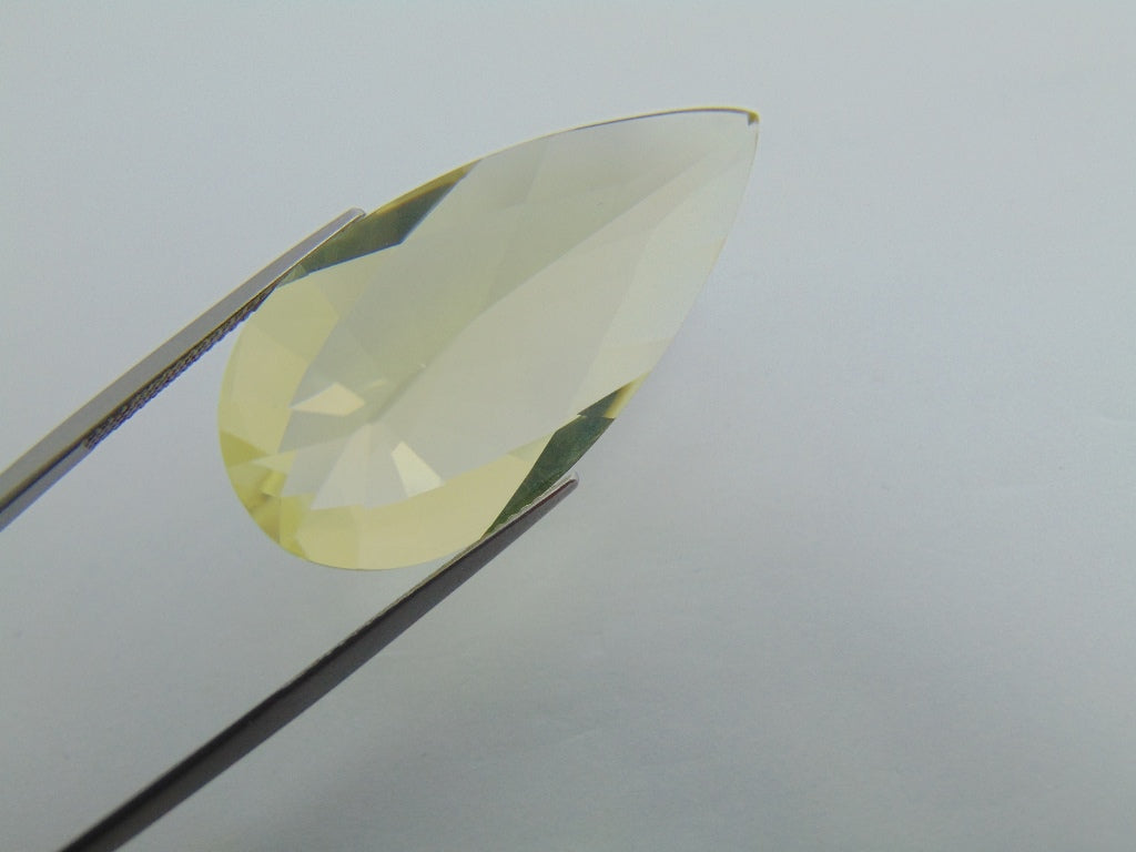 40.50cts Quartz (Green Gold)