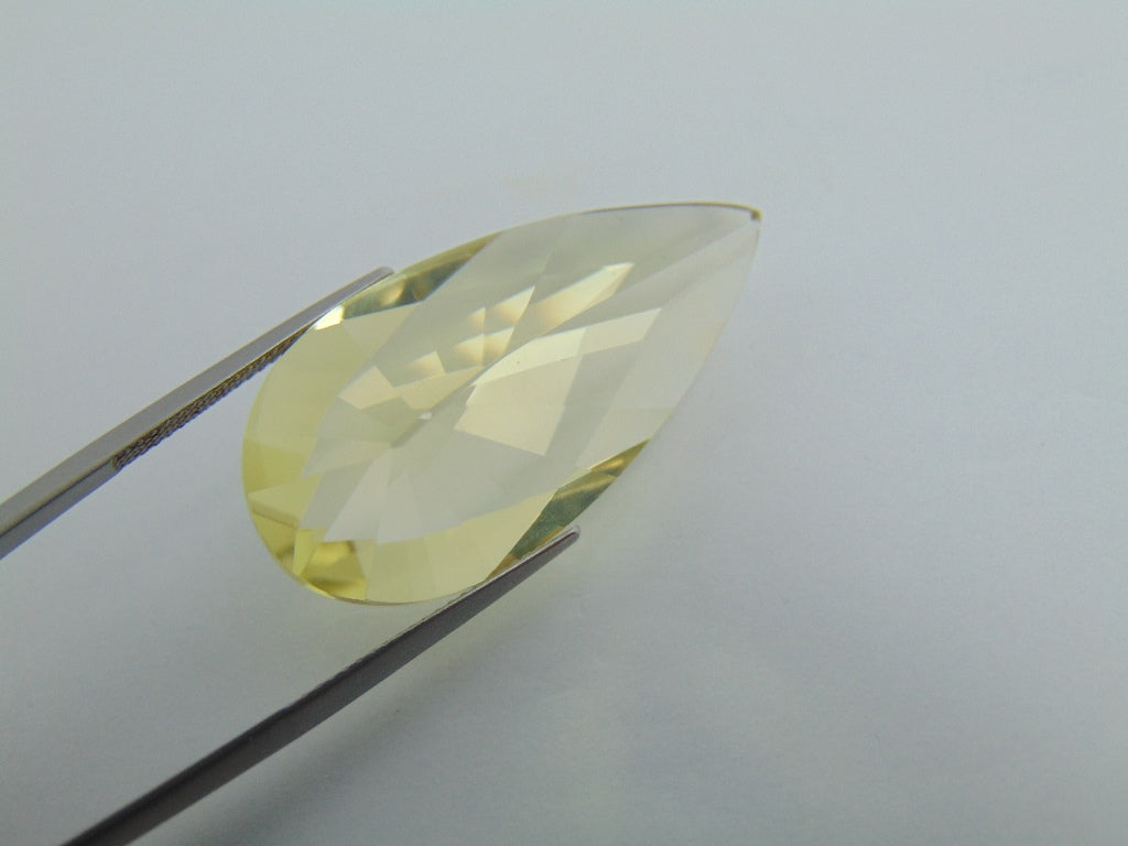 40.50cts Quartz (Green Gold)