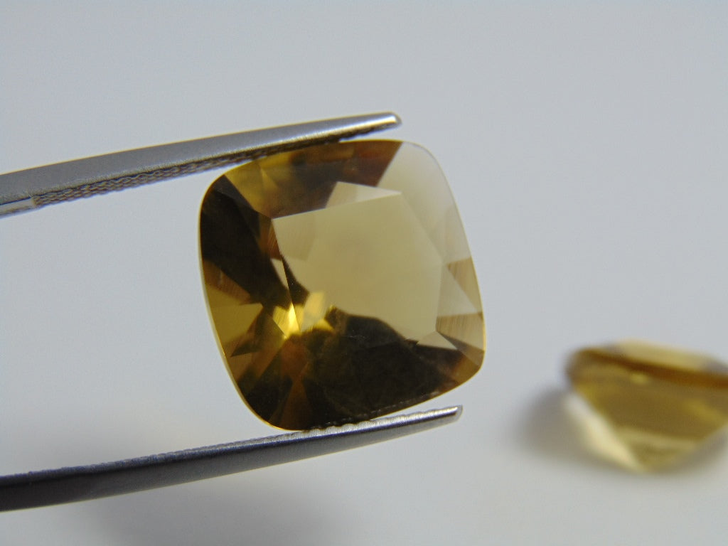 18.90ct Citrine Pair 14mm