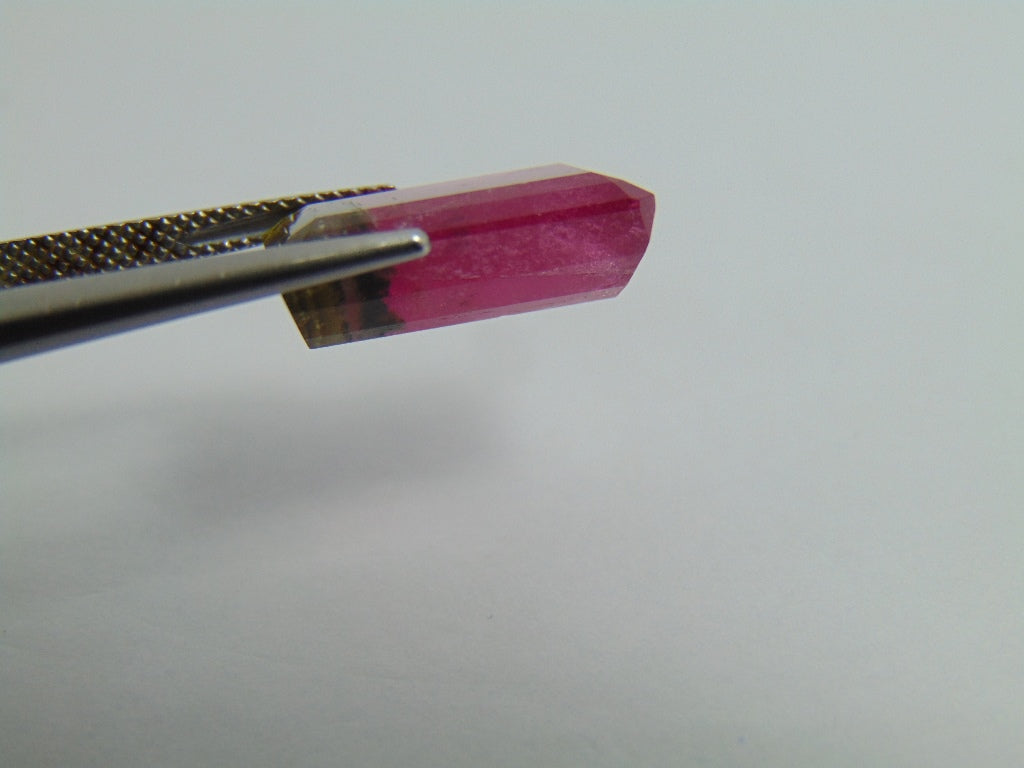 10cts Tourmaline (Bicolor)