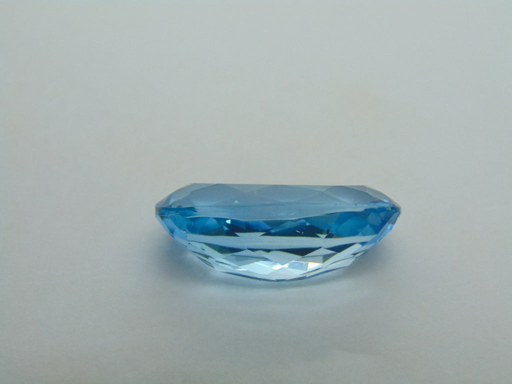 30.30ct Topaz Swiss 25x14mm