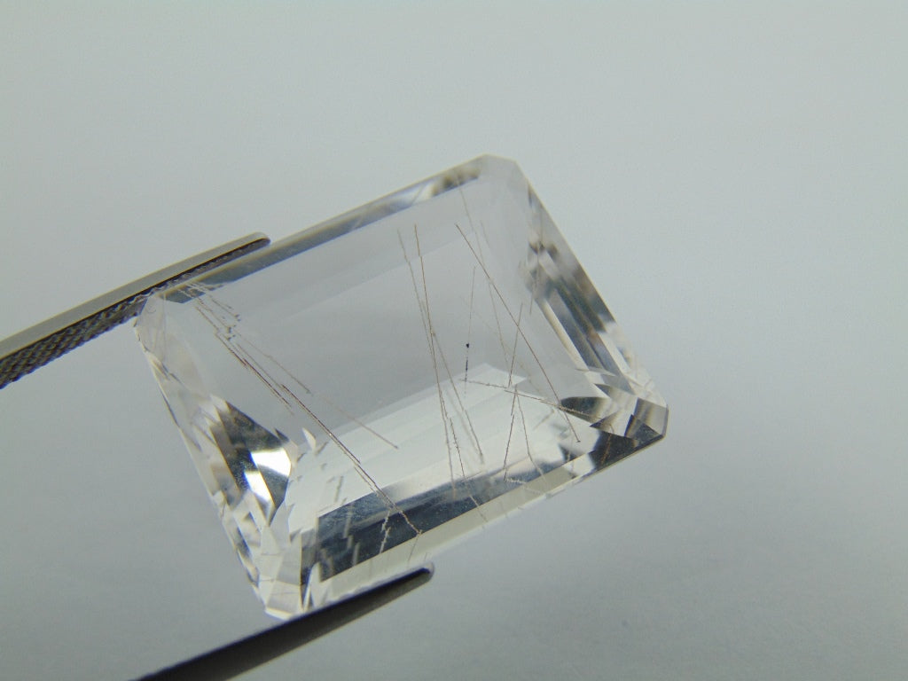 31.40ct Quartz Inclusion 23x18mm