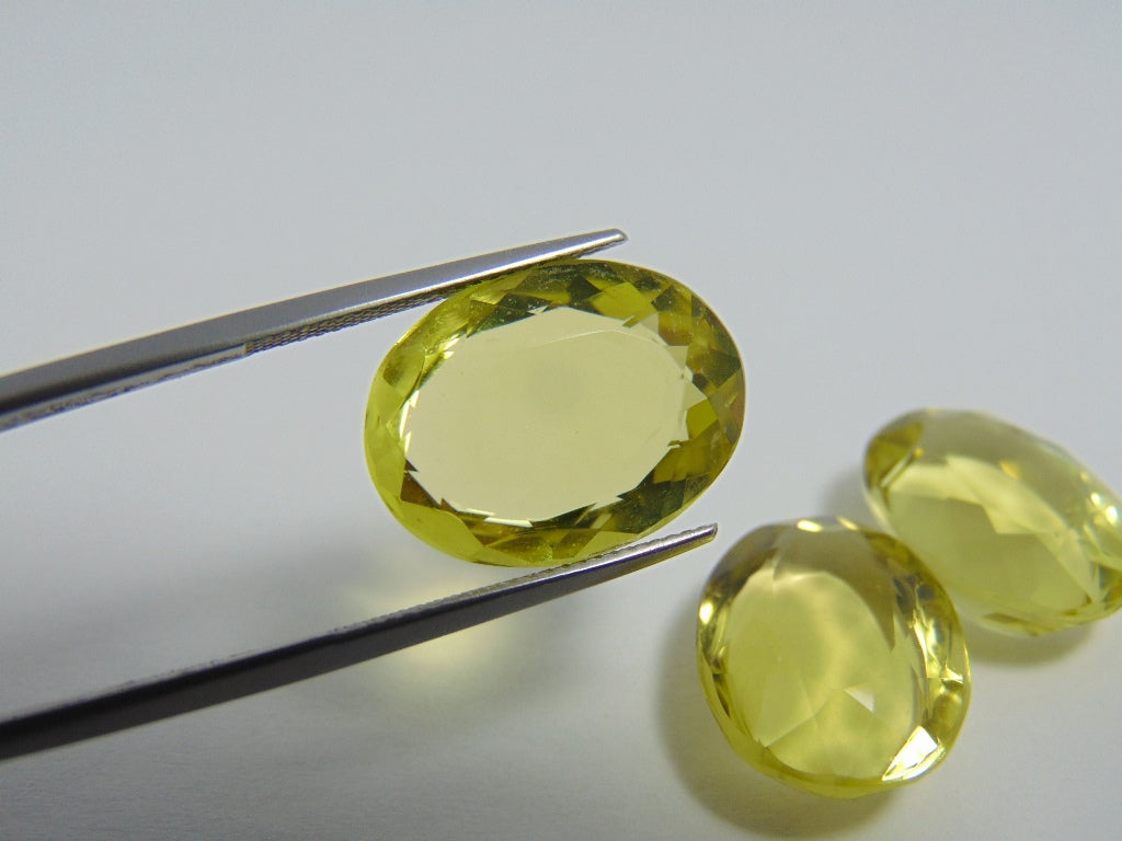 48cts Quartz (Green Gold)