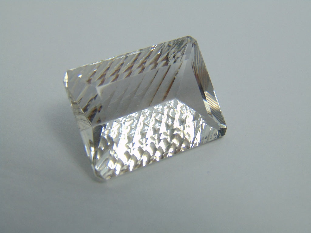 29.20ct Quartz Crystal 23x17mm