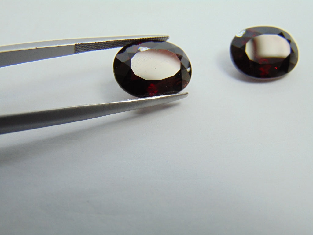 22ct Garnet Pair 15x11mm