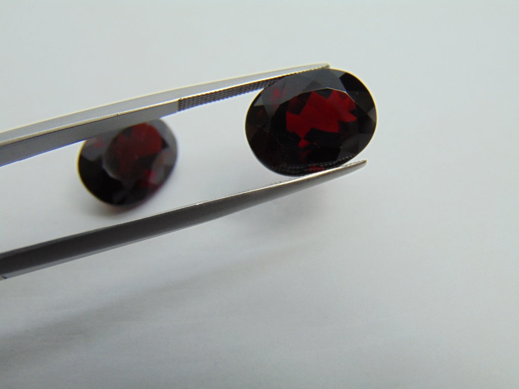 22ct Garnet Pair 15x11mm