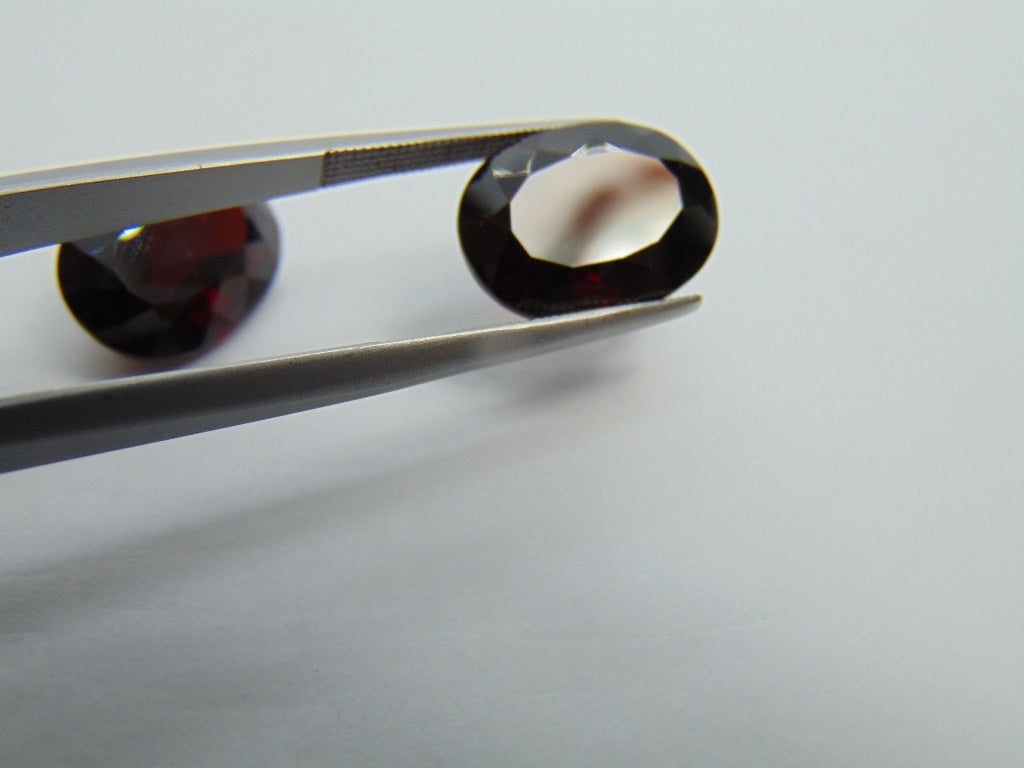 22ct Garnet Pair 15x11mm