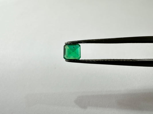 0.44ct Emerald 5x4mm