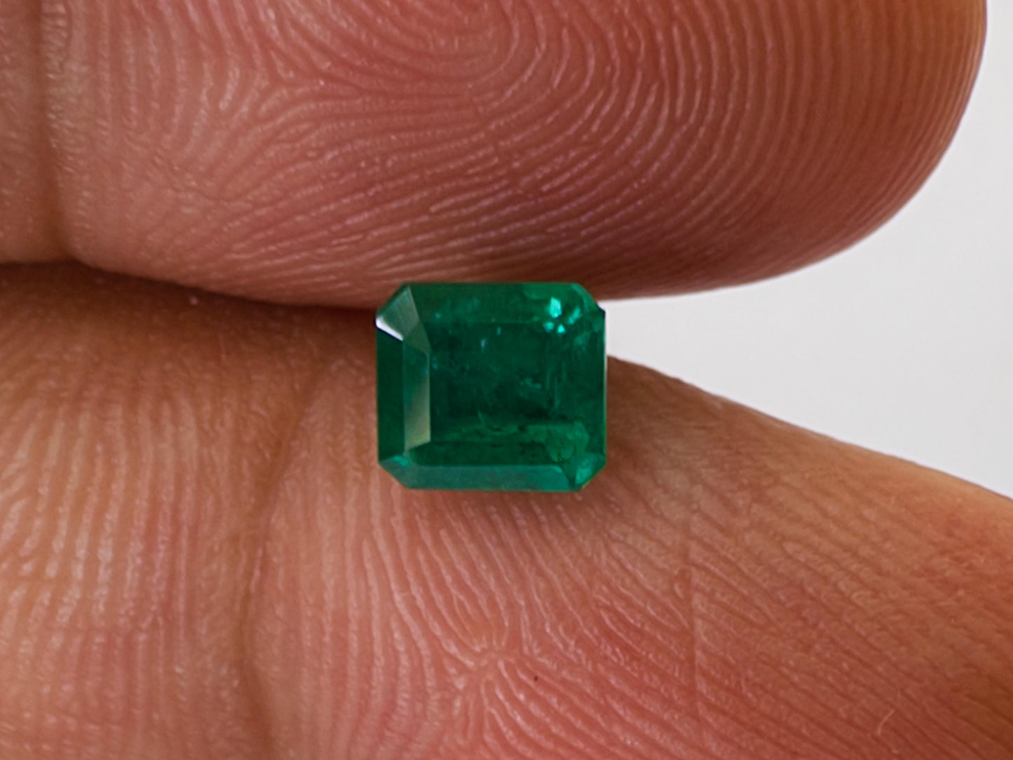 0.91ct Emerald 6x5.5mm - Final Price