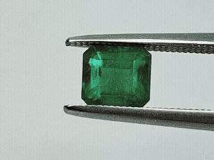 0.91ct Emerald 6x5.5mm - Final Price