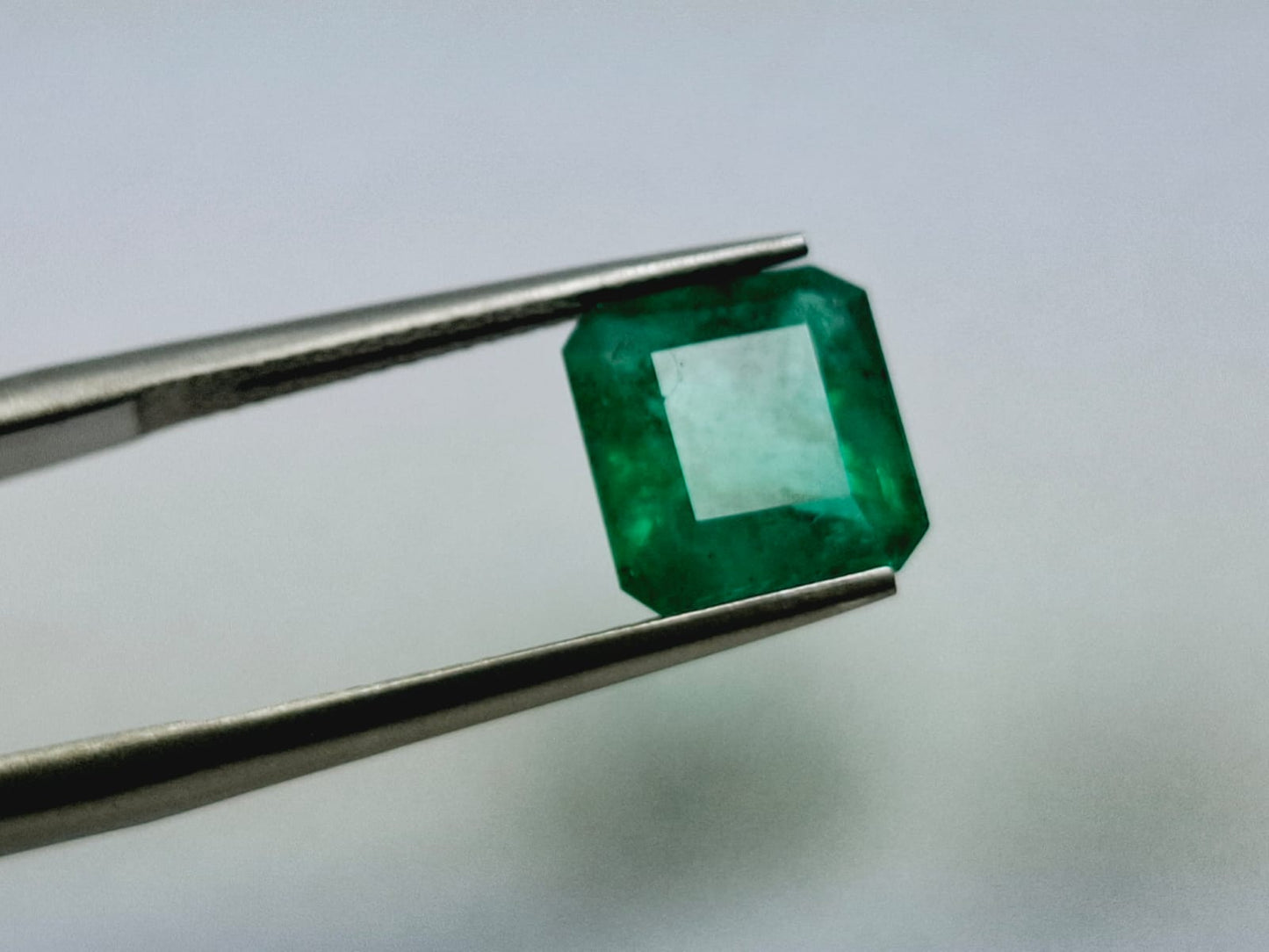 2.30ct Emerald 9x8mm