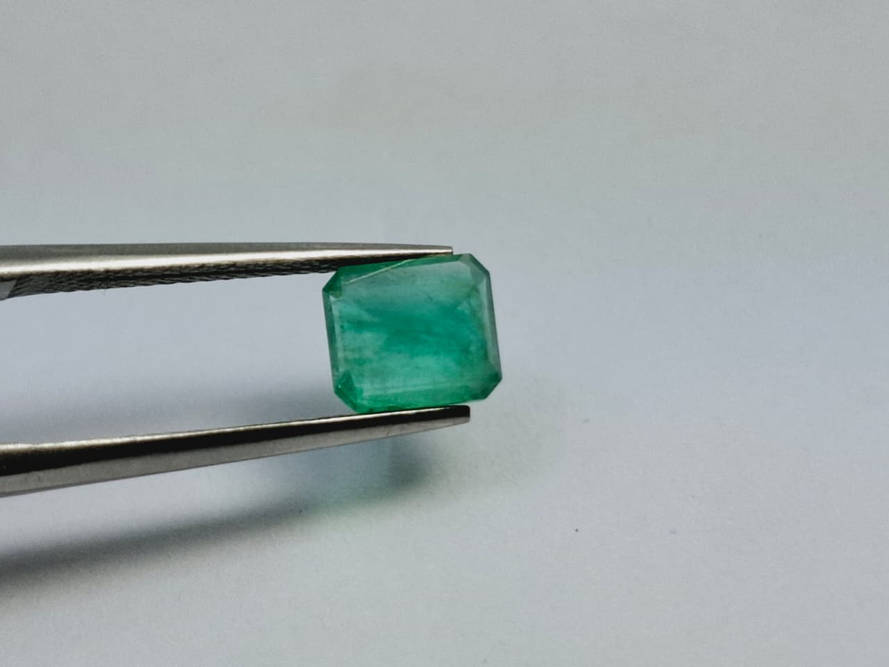 1.30ct Emerald 7x6mm