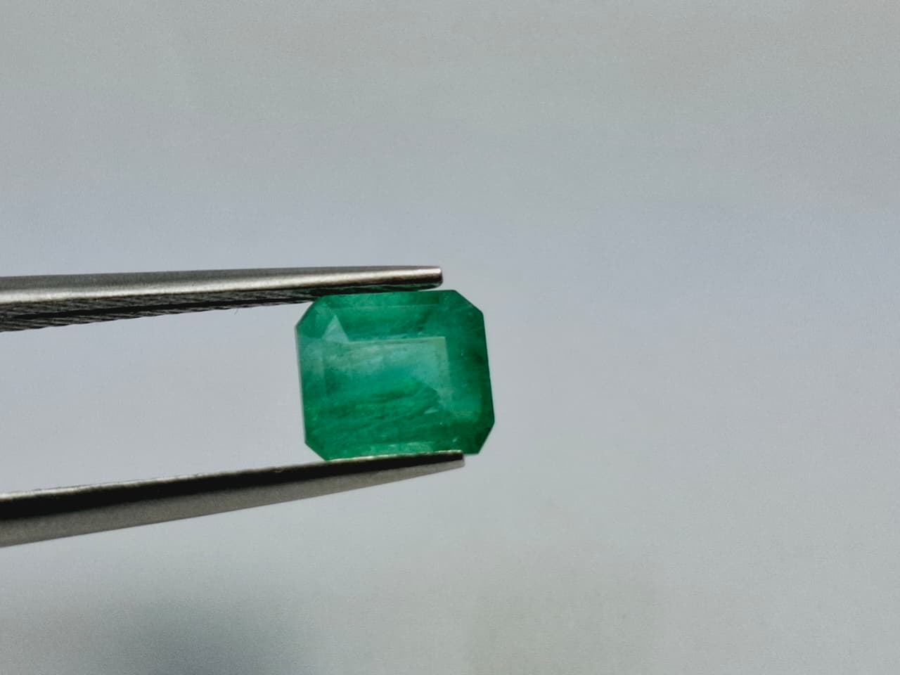 1.30ct Emerald 7x6mm
