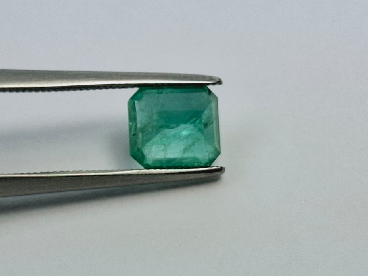 1.55ct Emerald 7mm