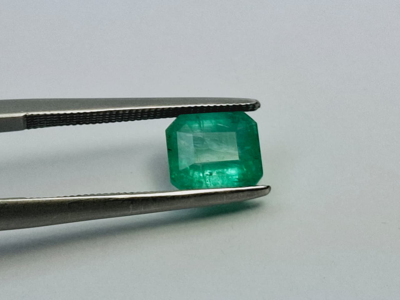 1.55ct Emerald 7mm