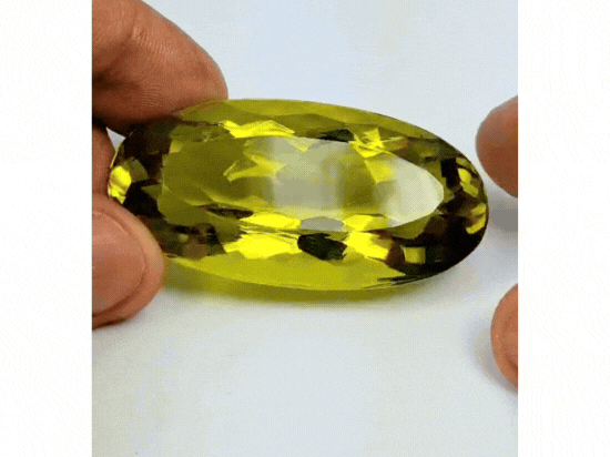 176ct Green Gold 54x26mm