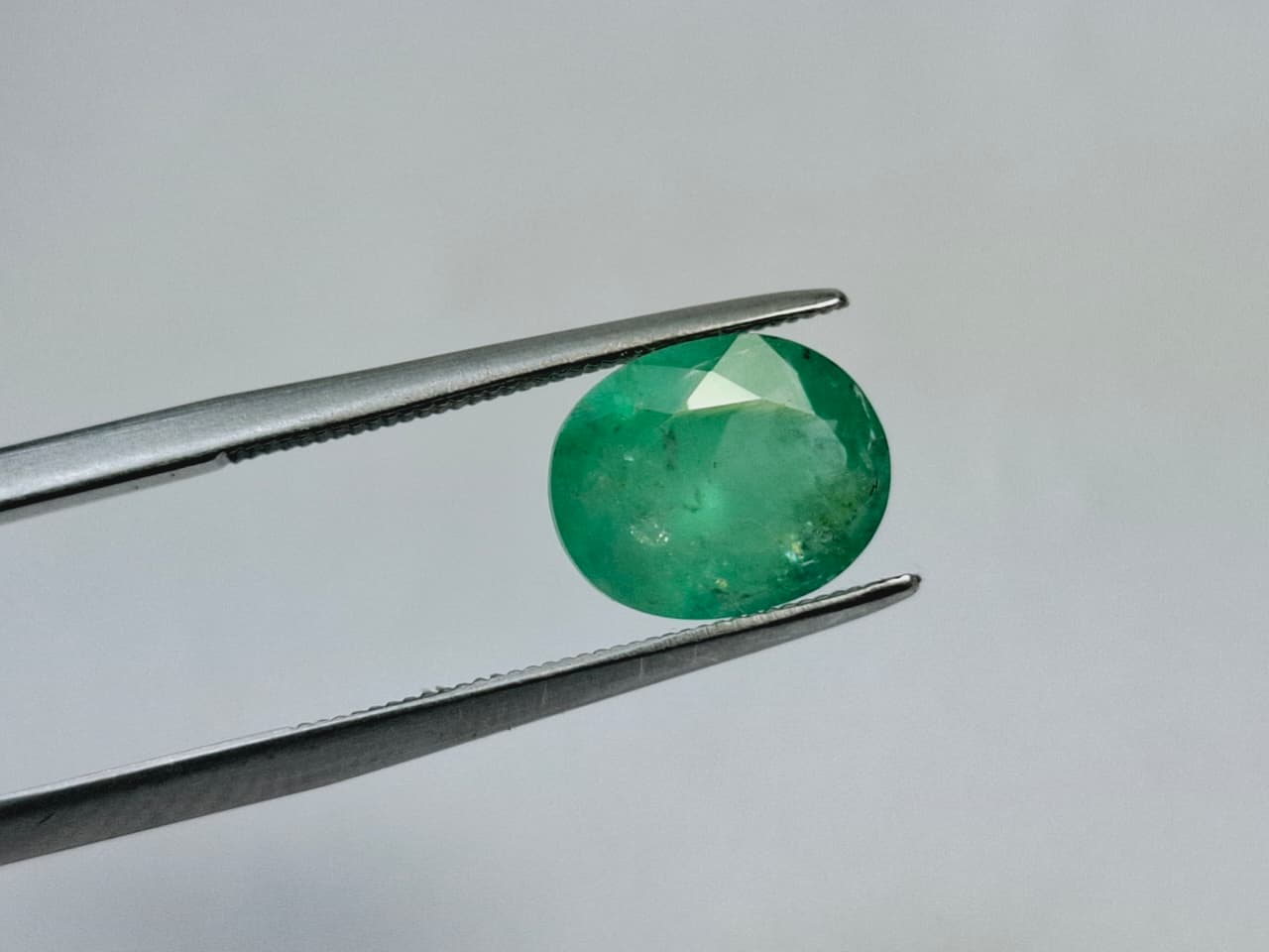 2.15ct Emerald 10x8mm